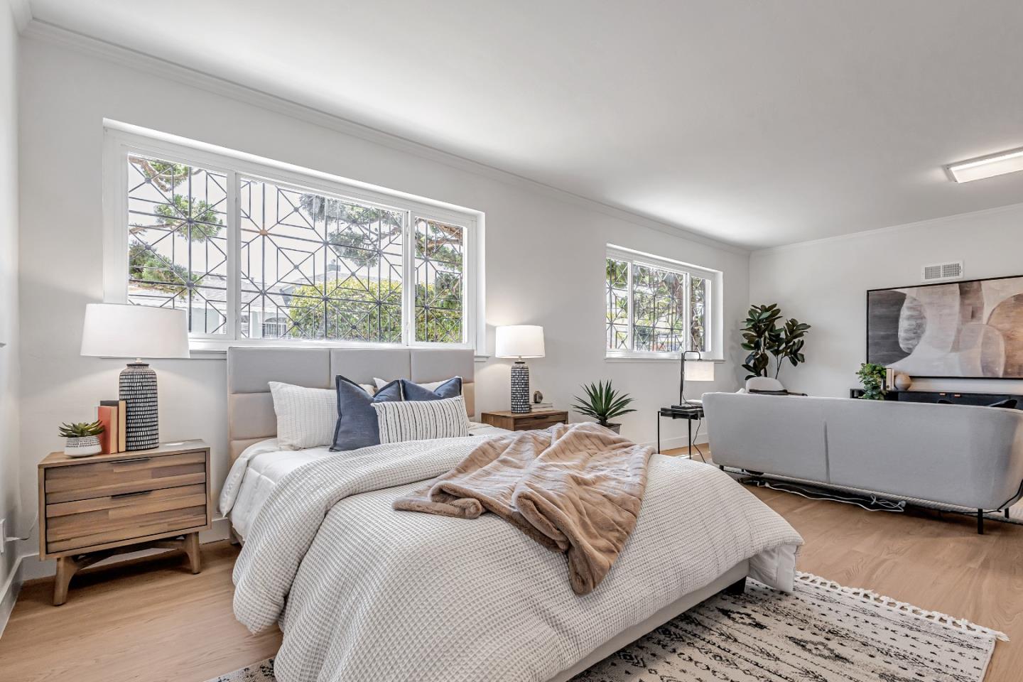 Detail Gallery Image 24 of 51 For 2310 Wawona St, San Francisco,  CA 94116 - 4 Beds | 3 Baths