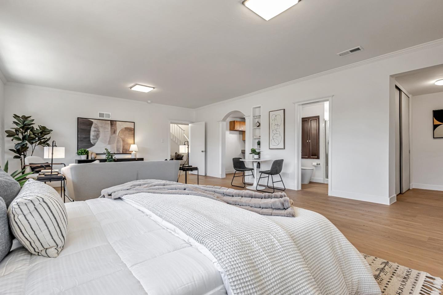Detail Gallery Image 25 of 51 For 2310 Wawona St, San Francisco,  CA 94116 - 4 Beds | 3 Baths