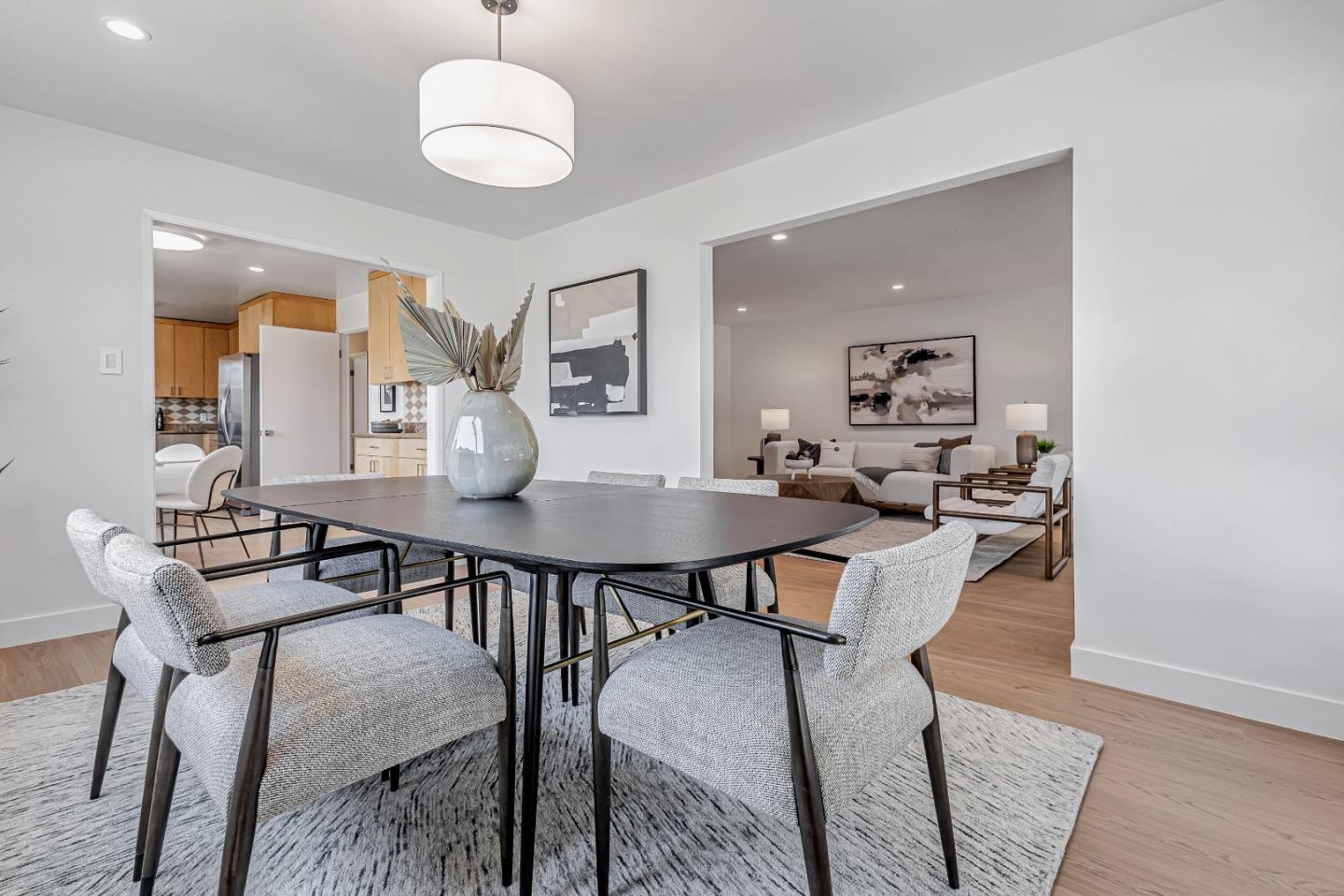 Detail Gallery Image 28 of 51 For 2310 Wawona St, San Francisco,  CA 94116 - 4 Beds | 3 Baths
