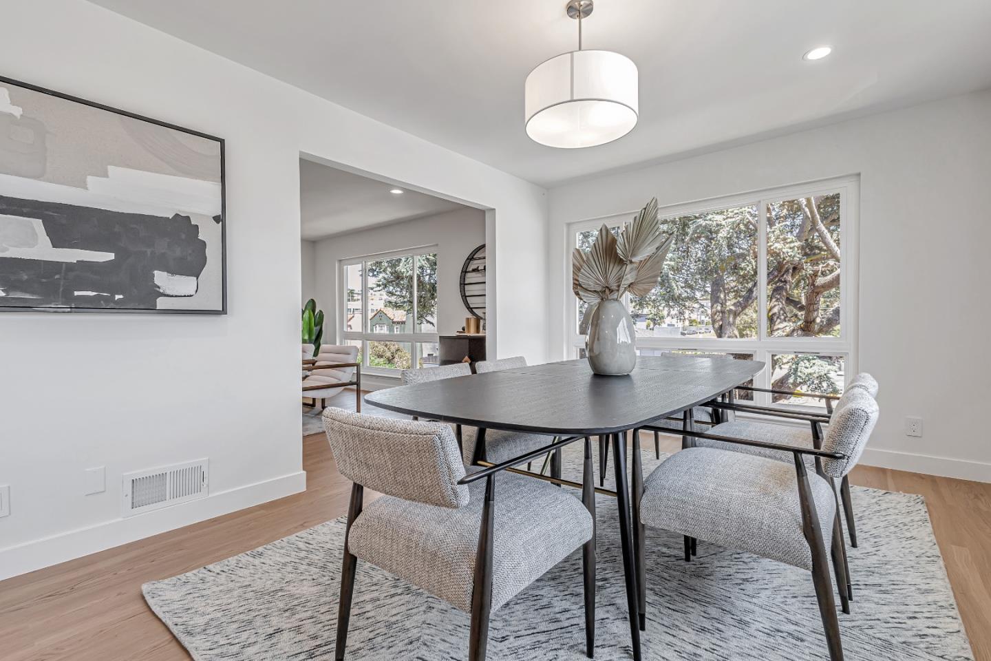 Detail Gallery Image 30 of 51 For 2310 Wawona St, San Francisco,  CA 94116 - 4 Beds | 3 Baths