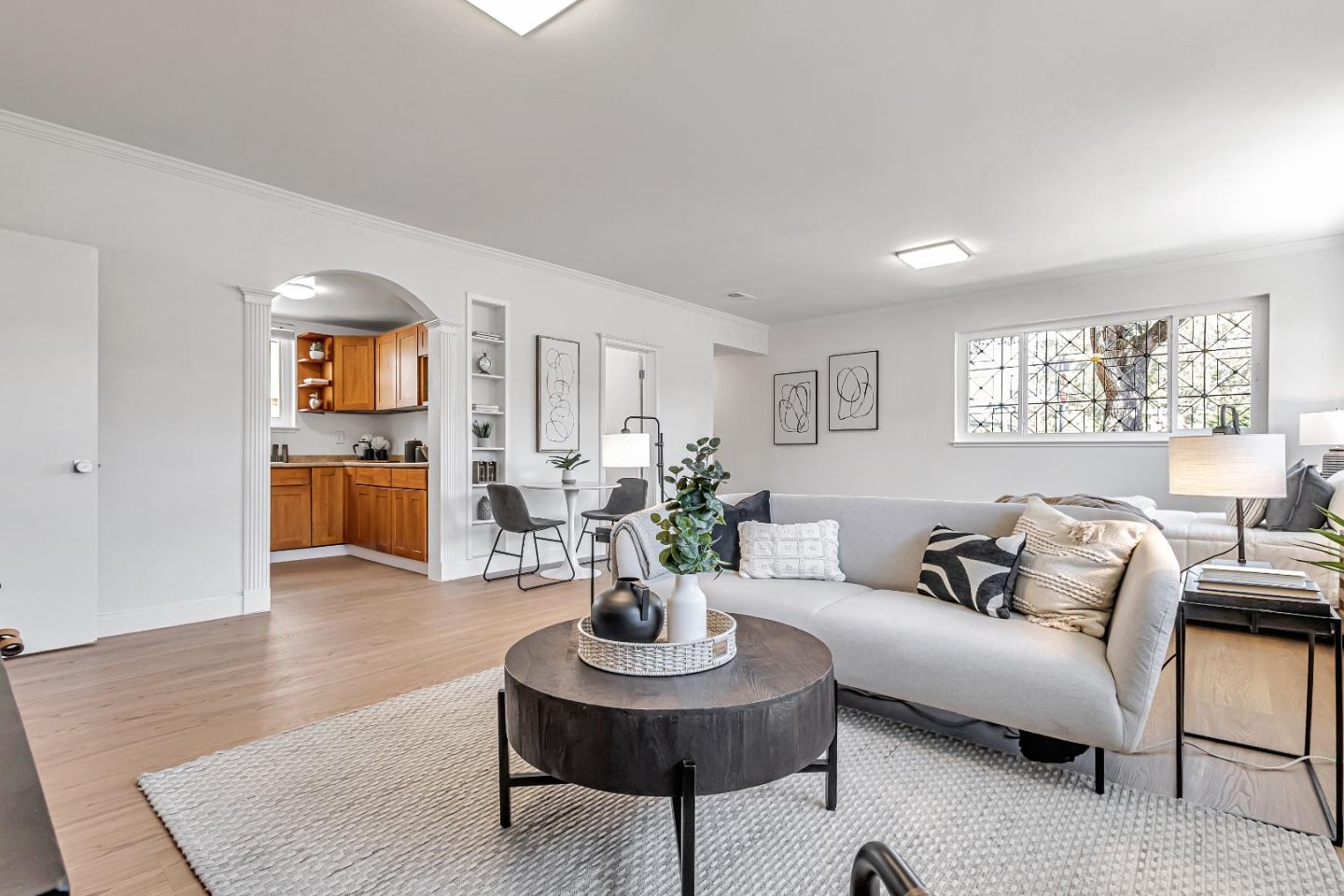 Detail Gallery Image 32 of 51 For 2310 Wawona St, San Francisco,  CA 94116 - 4 Beds | 3 Baths