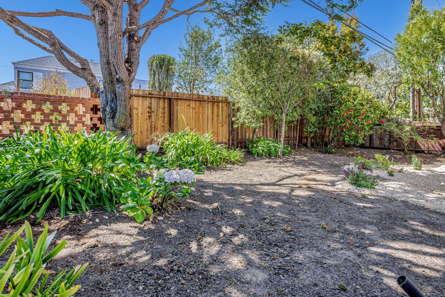 Detail Gallery Image 6 of 51 For 2310 Wawona St, San Francisco,  CA 94116 - 4 Beds | 3 Baths