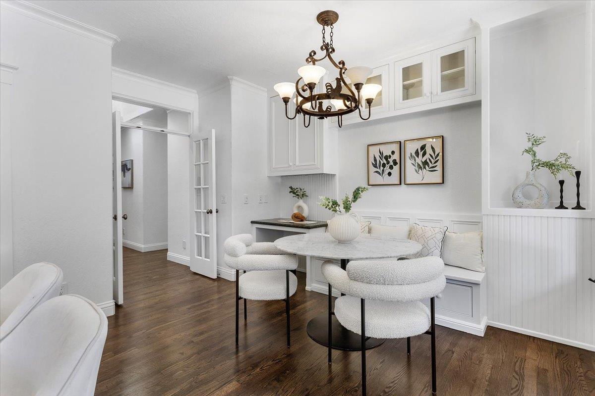 Detail Gallery Image 16 of 77 For 530 Arboleda Dr, Los Altos,  CA 94024 - 5 Beds | 3/1 Baths