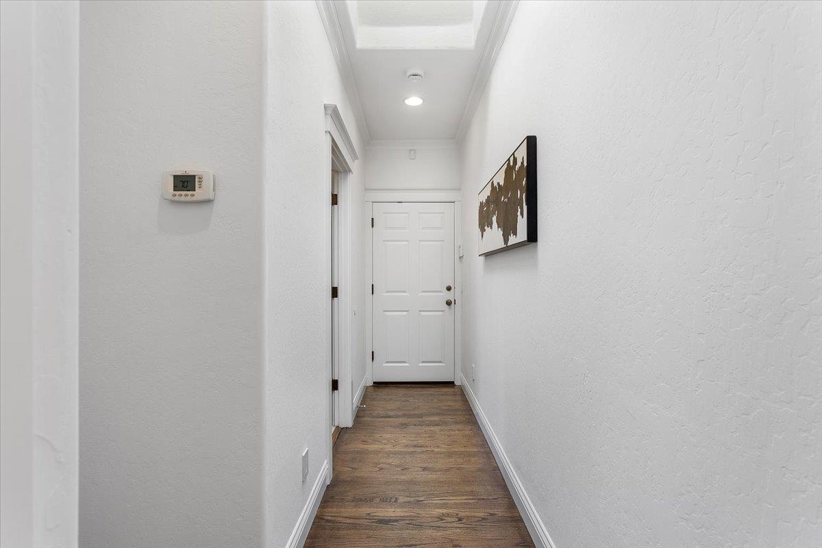 Detail Gallery Image 28 of 77 For 530 Arboleda Dr, Los Altos,  CA 94024 - 5 Beds | 3/1 Baths