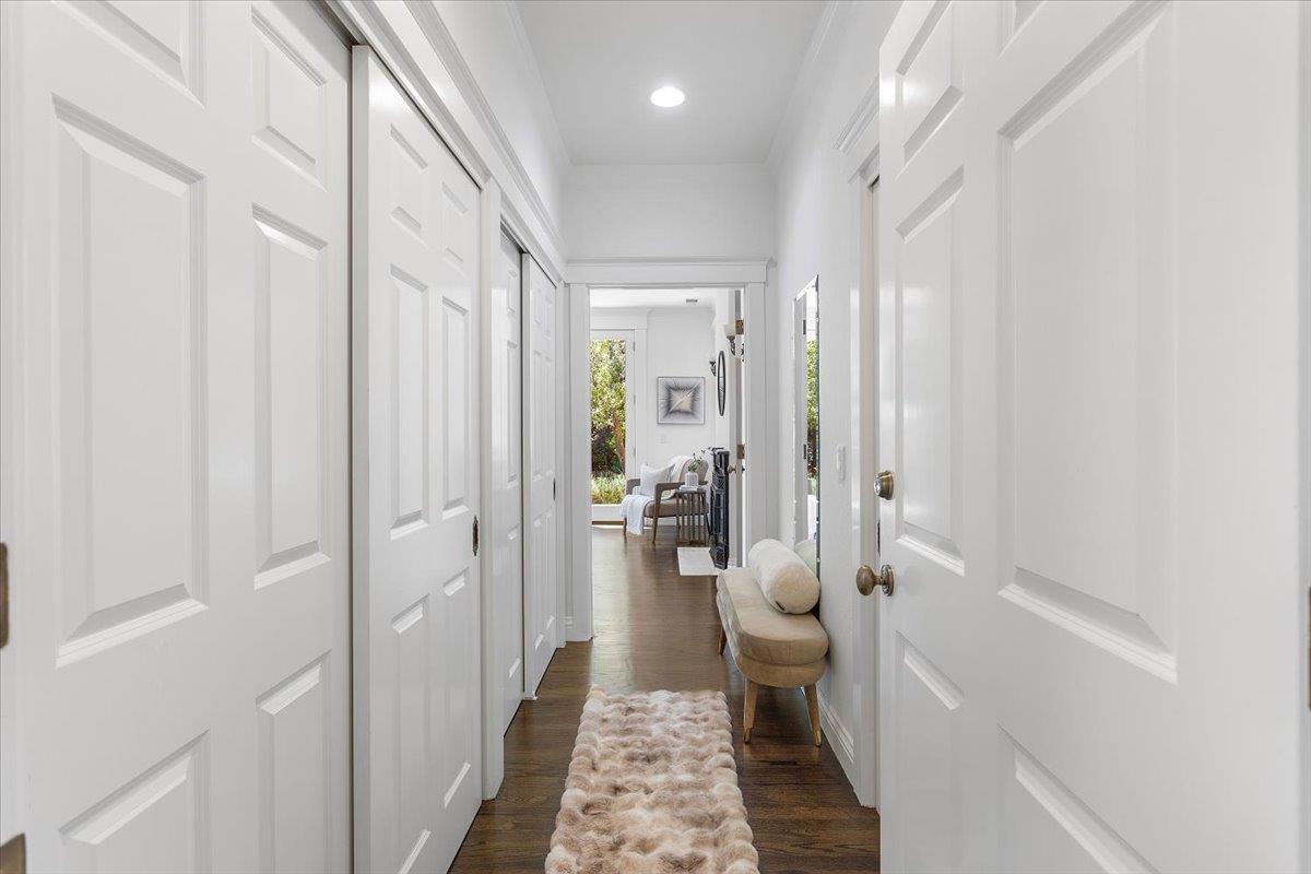 Detail Gallery Image 35 of 77 For 530 Arboleda Dr, Los Altos,  CA 94024 - 5 Beds | 3/1 Baths