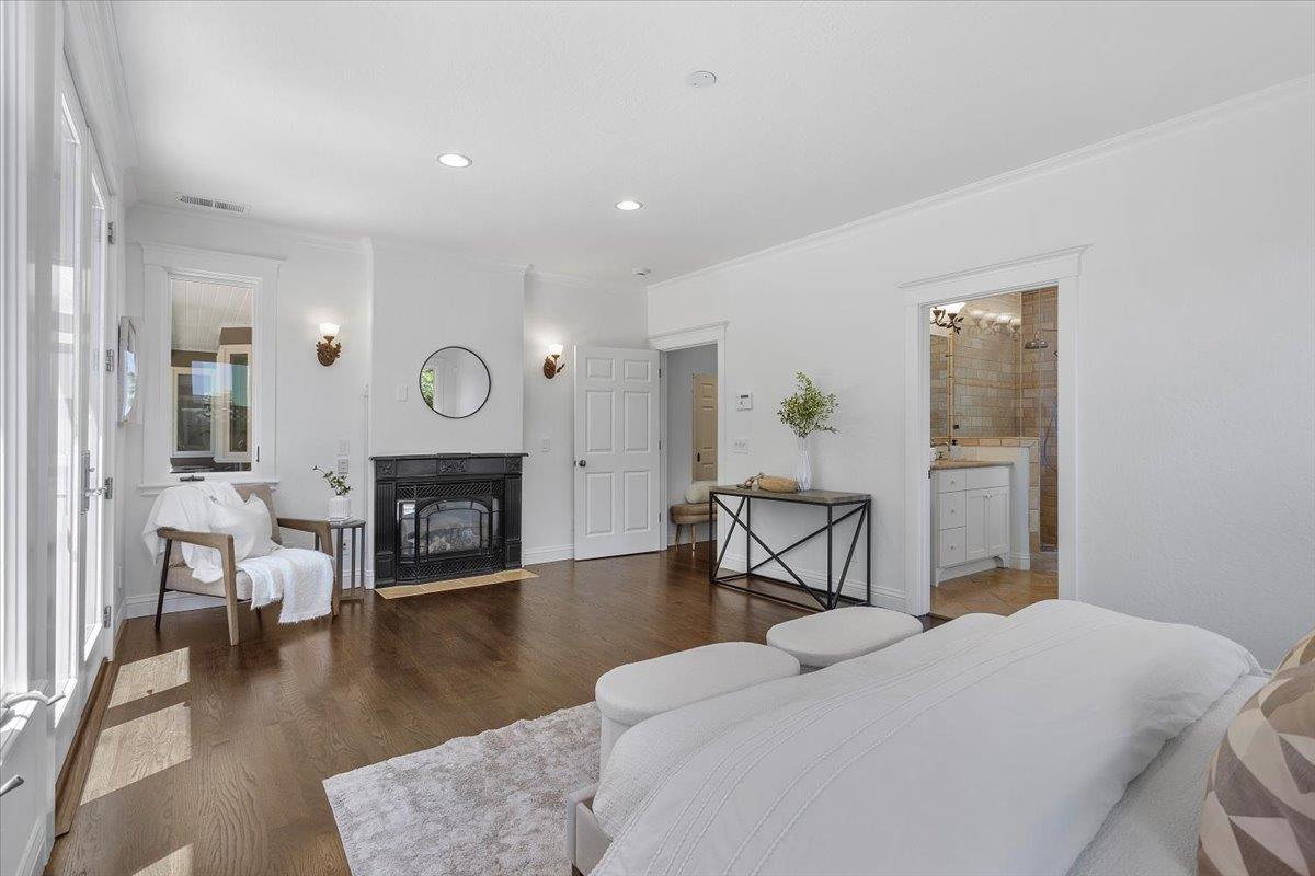 Detail Gallery Image 41 of 77 For 530 Arboleda Dr, Los Altos,  CA 94024 - 5 Beds | 3/1 Baths