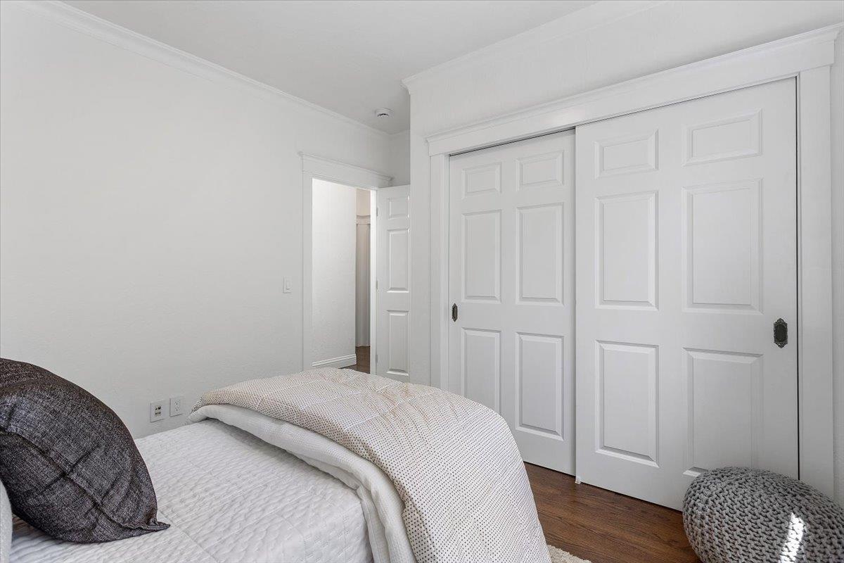 Detail Gallery Image 53 of 77 For 530 Arboleda Dr, Los Altos,  CA 94024 - 5 Beds | 3/1 Baths