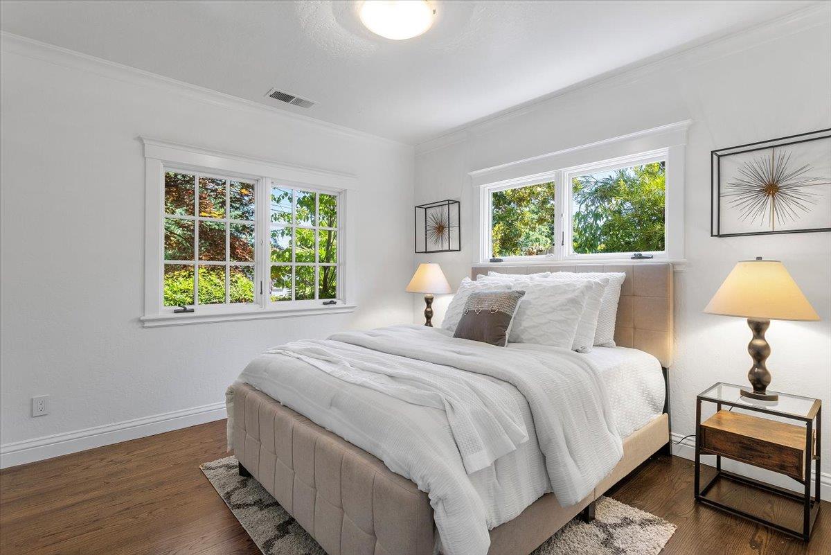 Detail Gallery Image 54 of 77 For 530 Arboleda Dr, Los Altos,  CA 94024 - 5 Beds | 3/1 Baths