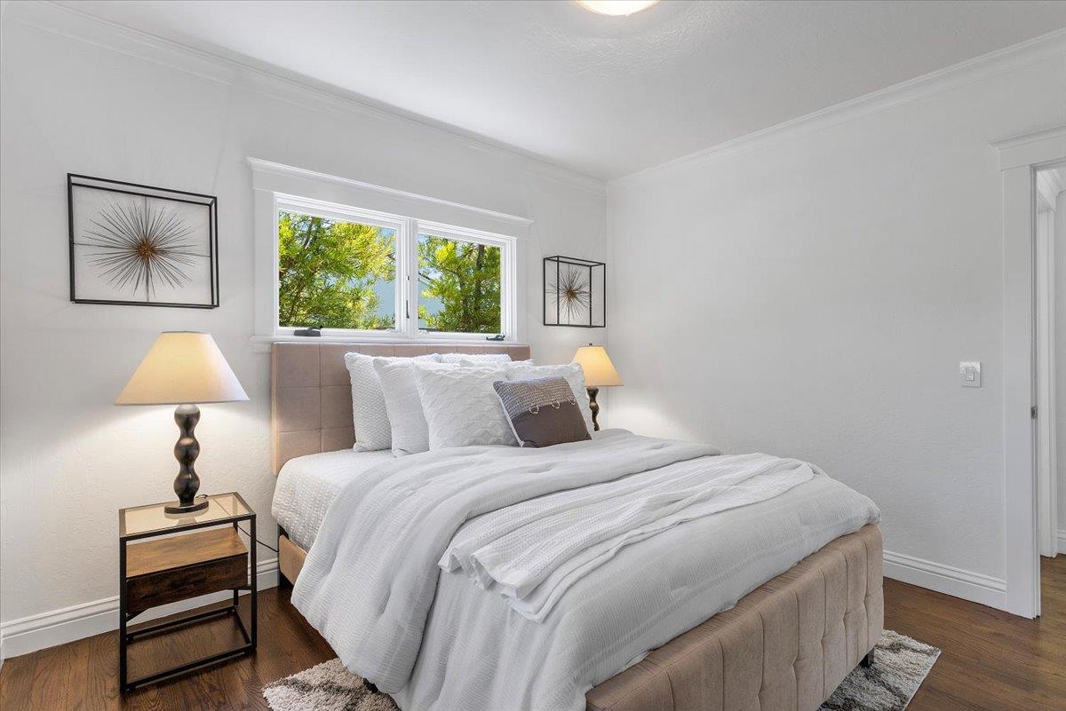 Detail Gallery Image 55 of 77 For 530 Arboleda Dr, Los Altos,  CA 94024 - 5 Beds | 3/1 Baths
