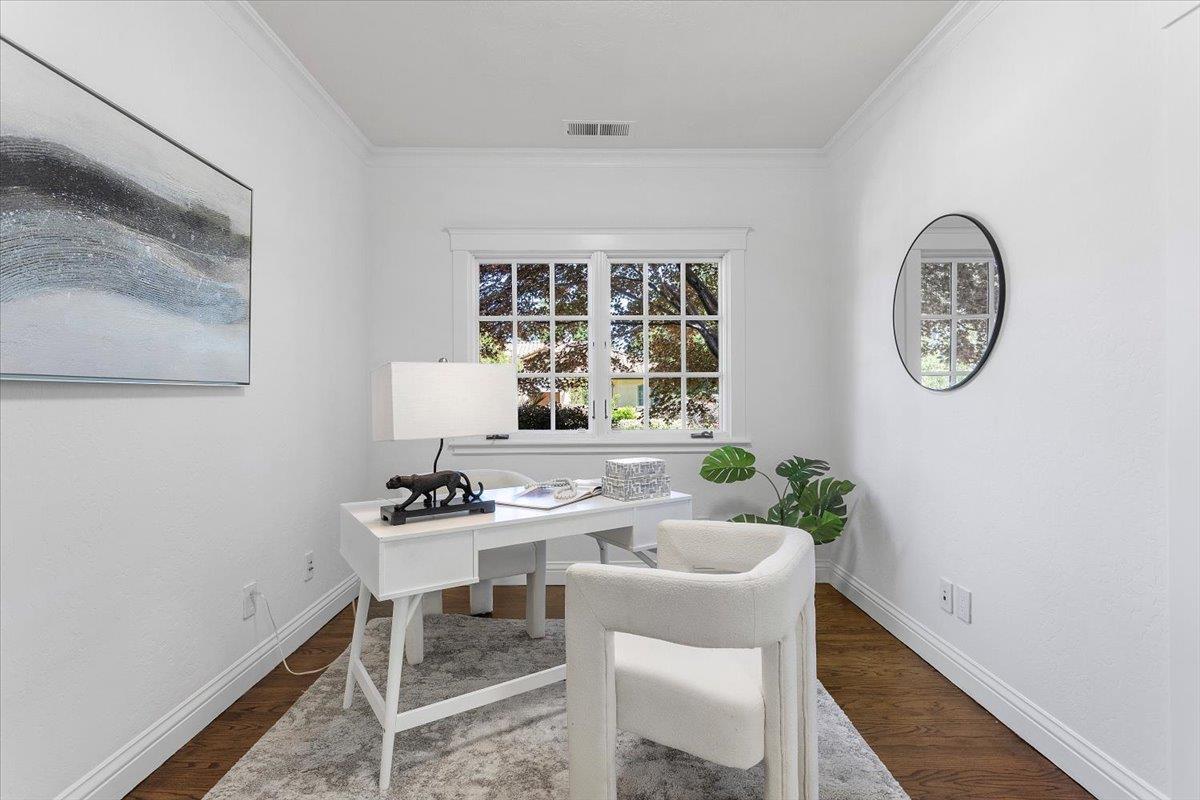 Detail Gallery Image 58 of 77 For 530 Arboleda Dr, Los Altos,  CA 94024 - 5 Beds | 3/1 Baths