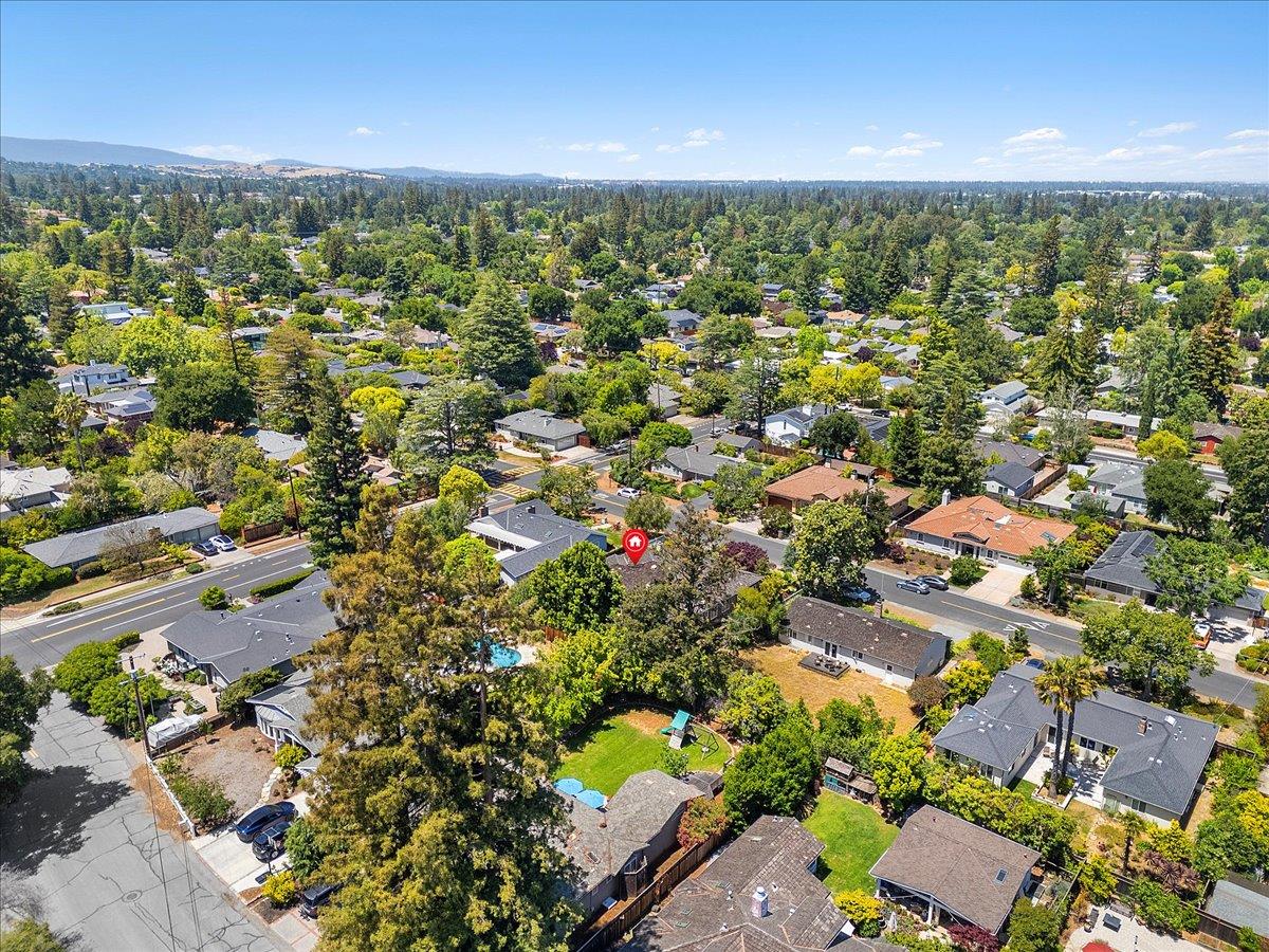 Detail Gallery Image 74 of 77 For 530 Arboleda Dr, Los Altos,  CA 94024 - 5 Beds | 3/1 Baths
