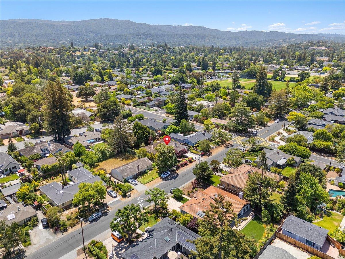 Detail Gallery Image 76 of 77 For 530 Arboleda Dr, Los Altos,  CA 94024 - 5 Beds | 3/1 Baths