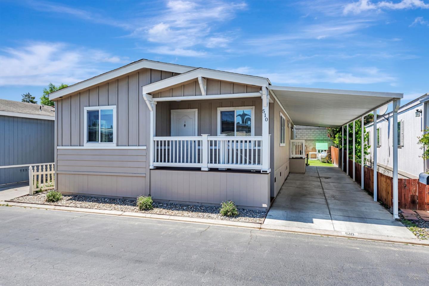 Detail Gallery Image 2 of 27 For 2151 Oakland #510,  San Jose,  CA 95131 - 3 Beds | 2 Baths