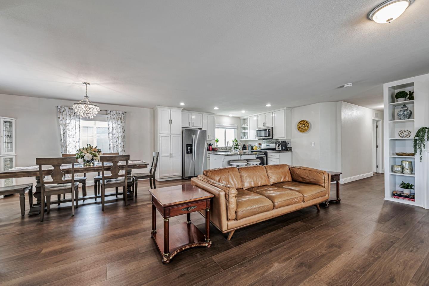 Detail Gallery Image 4 of 27 For 2151 Oakland #510,  San Jose,  CA 95131 - 3 Beds | 2 Baths