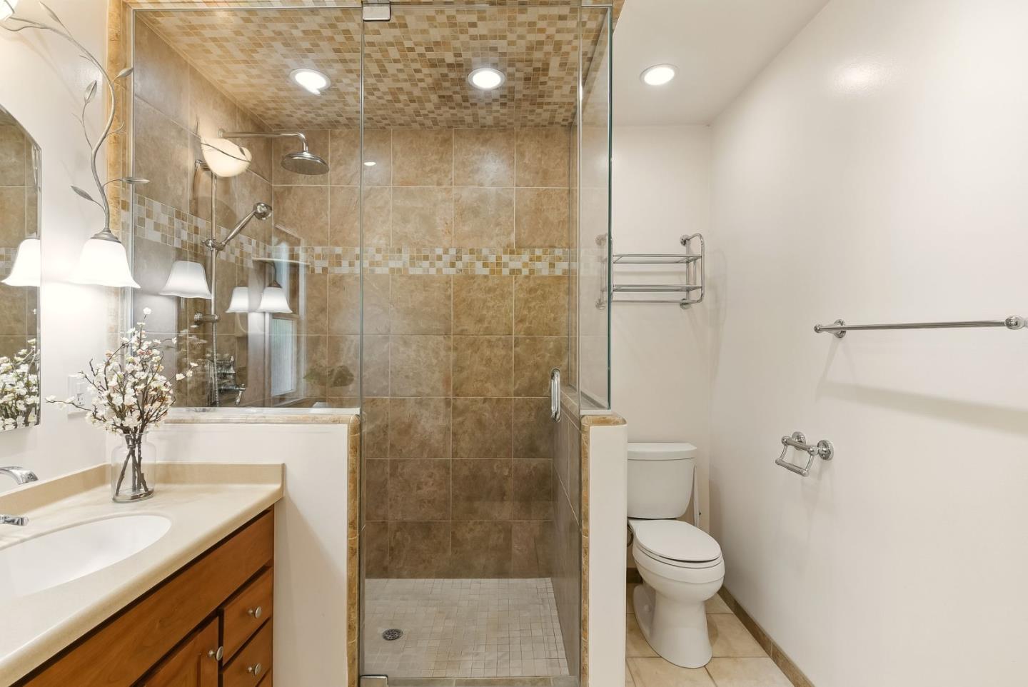 Detail Gallery Image 12 of 64 For 935 Chabrant Way, San Jose,  CA 95125 - 3 Beds | 2 Baths