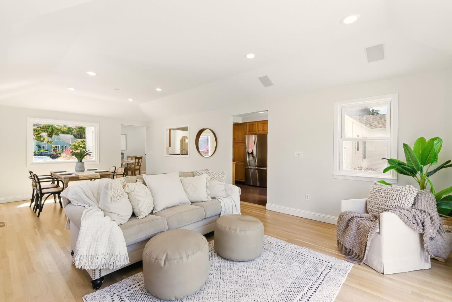 Detail Gallery Image 24 of 64 For 935 Chabrant Way, San Jose,  CA 95125 - 3 Beds | 2 Baths