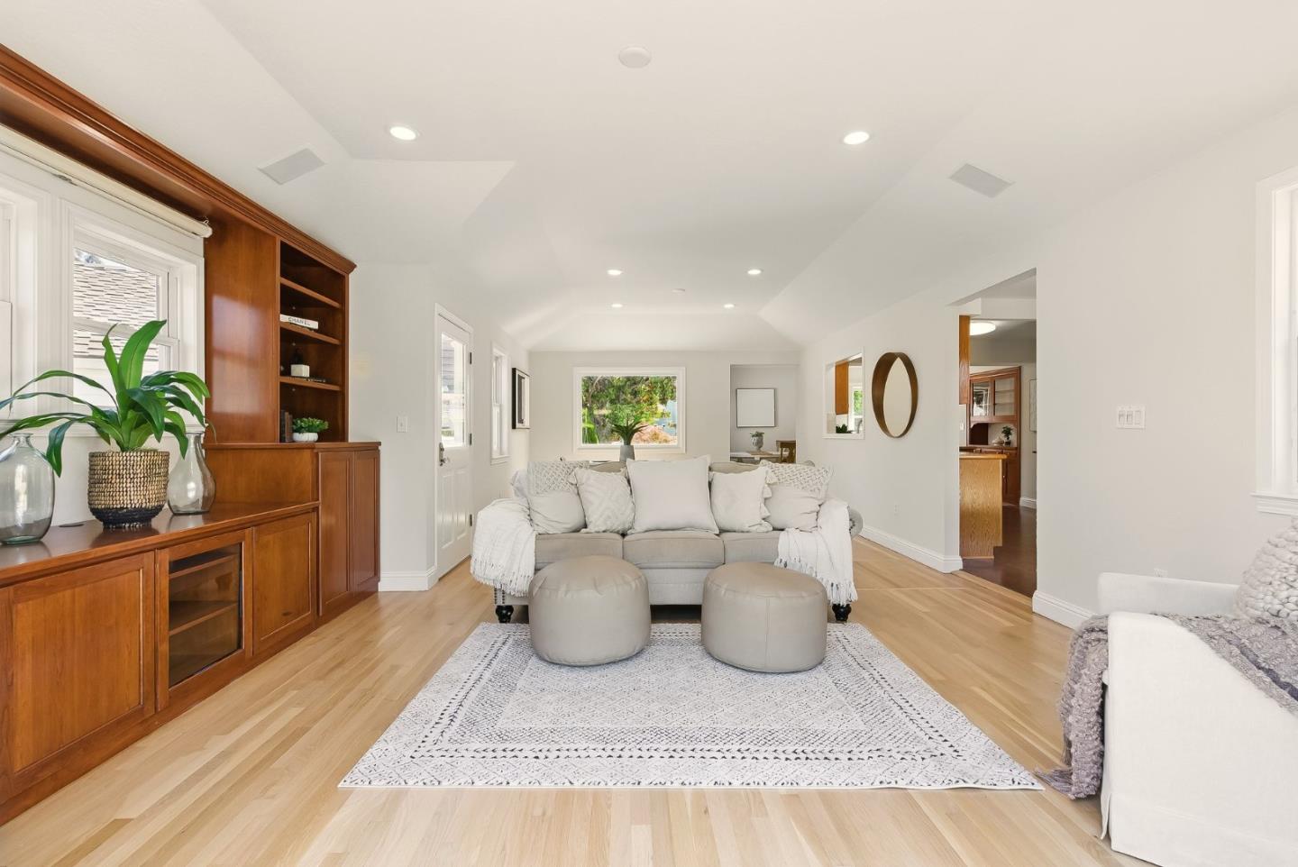 Detail Gallery Image 25 of 64 For 935 Chabrant Way, San Jose,  CA 95125 - 3 Beds | 2 Baths