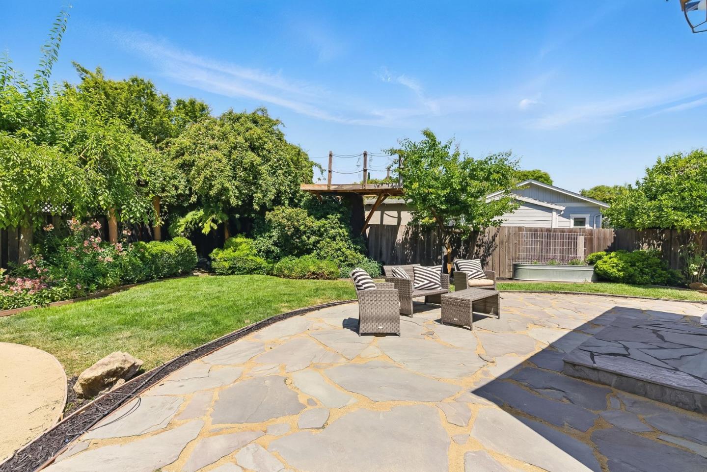 Detail Gallery Image 29 of 64 For 935 Chabrant Way, San Jose,  CA 95125 - 3 Beds | 2 Baths