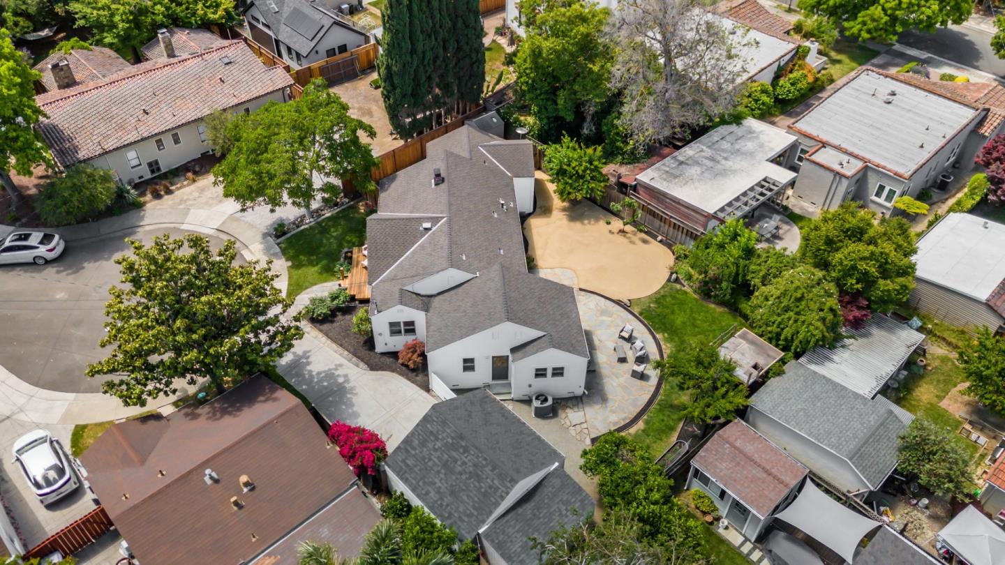 Detail Gallery Image 3 of 64 For 935 Chabrant Way, San Jose,  CA 95125 - 3 Beds | 2 Baths