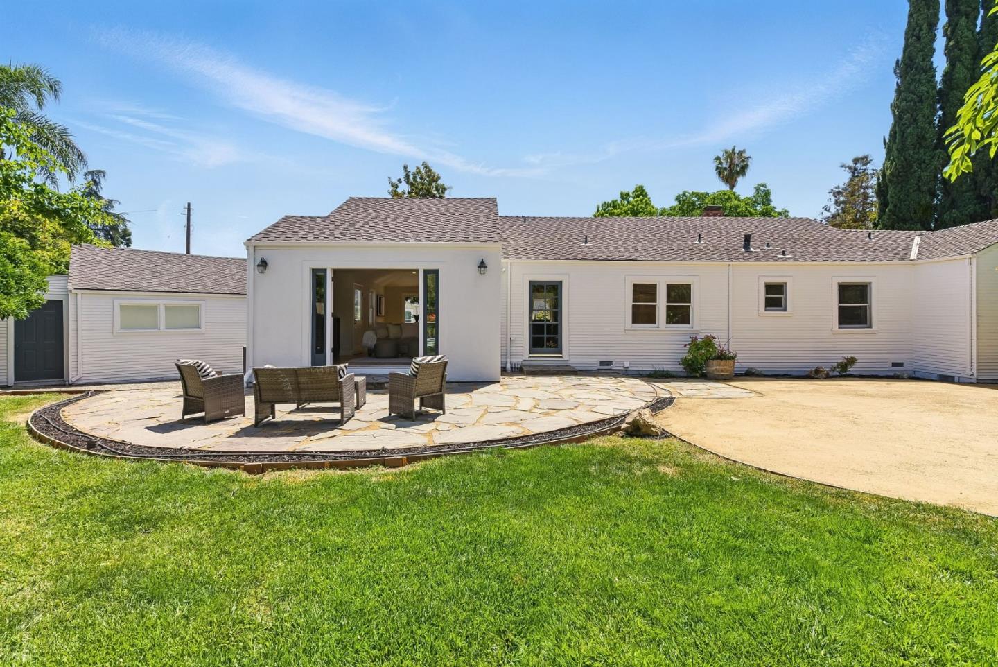 Detail Gallery Image 32 of 64 For 935 Chabrant Way, San Jose,  CA 95125 - 3 Beds | 2 Baths