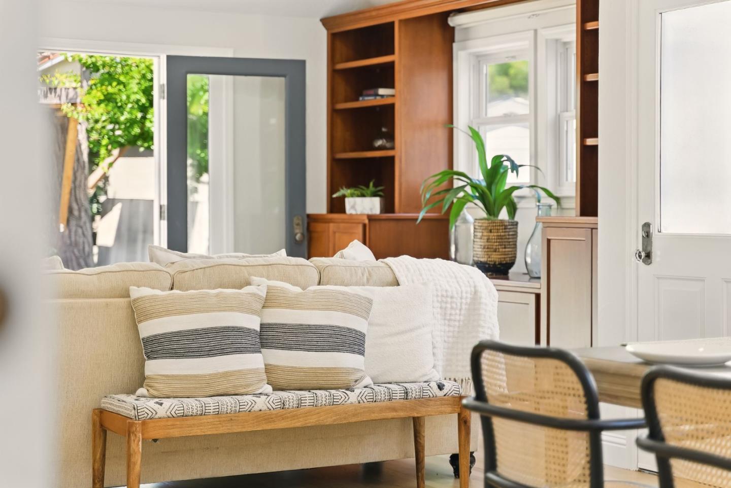 Detail Gallery Image 34 of 64 For 935 Chabrant Way, San Jose,  CA 95125 - 3 Beds | 2 Baths