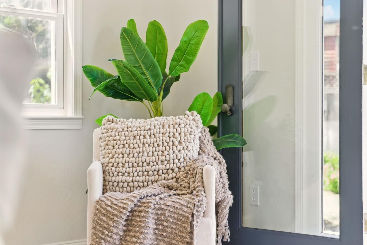 Detail Gallery Image 35 of 64 For 935 Chabrant Way, San Jose,  CA 95125 - 3 Beds | 2 Baths