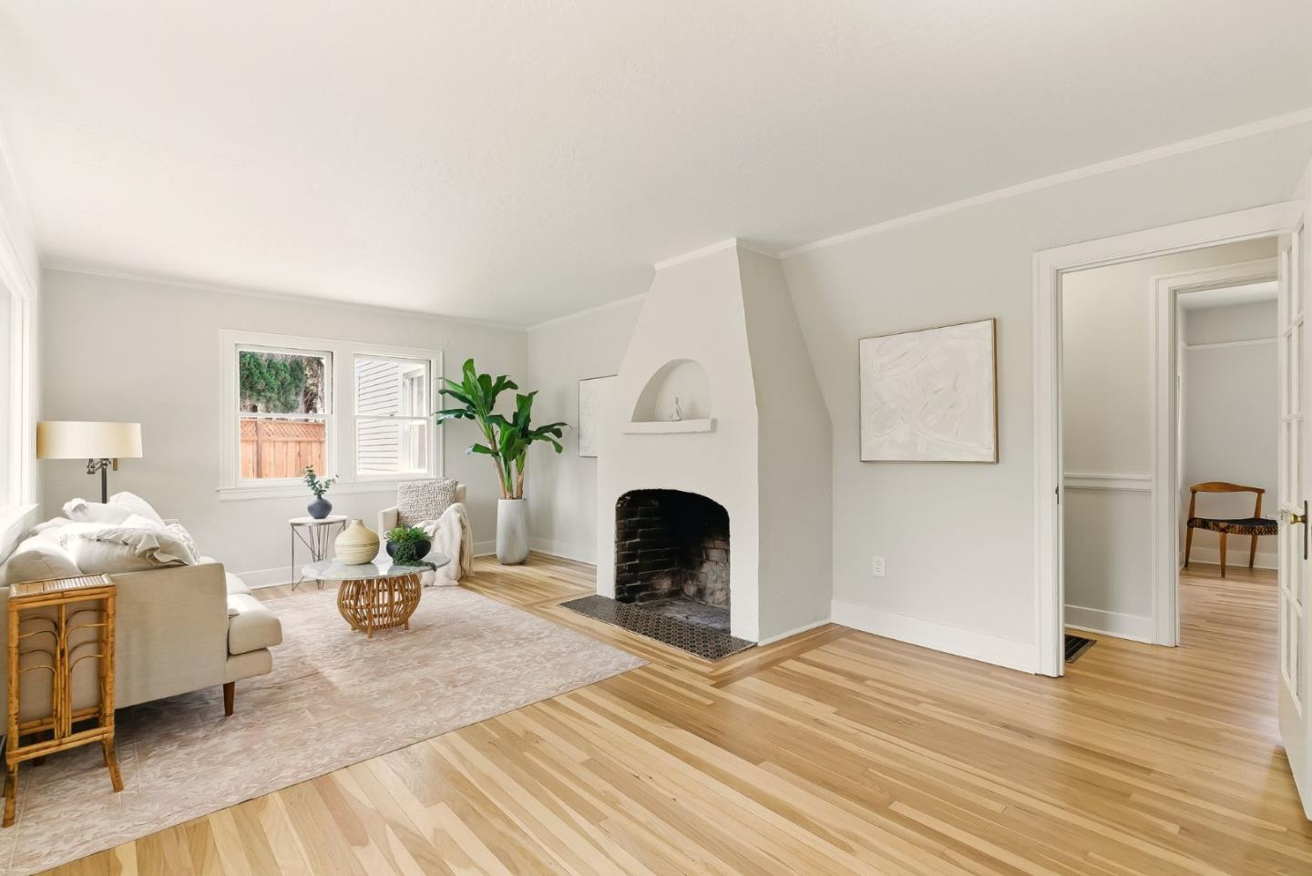 Detail Gallery Image 6 of 64 For 935 Chabrant Way, San Jose,  CA 95125 - 3 Beds | 2 Baths