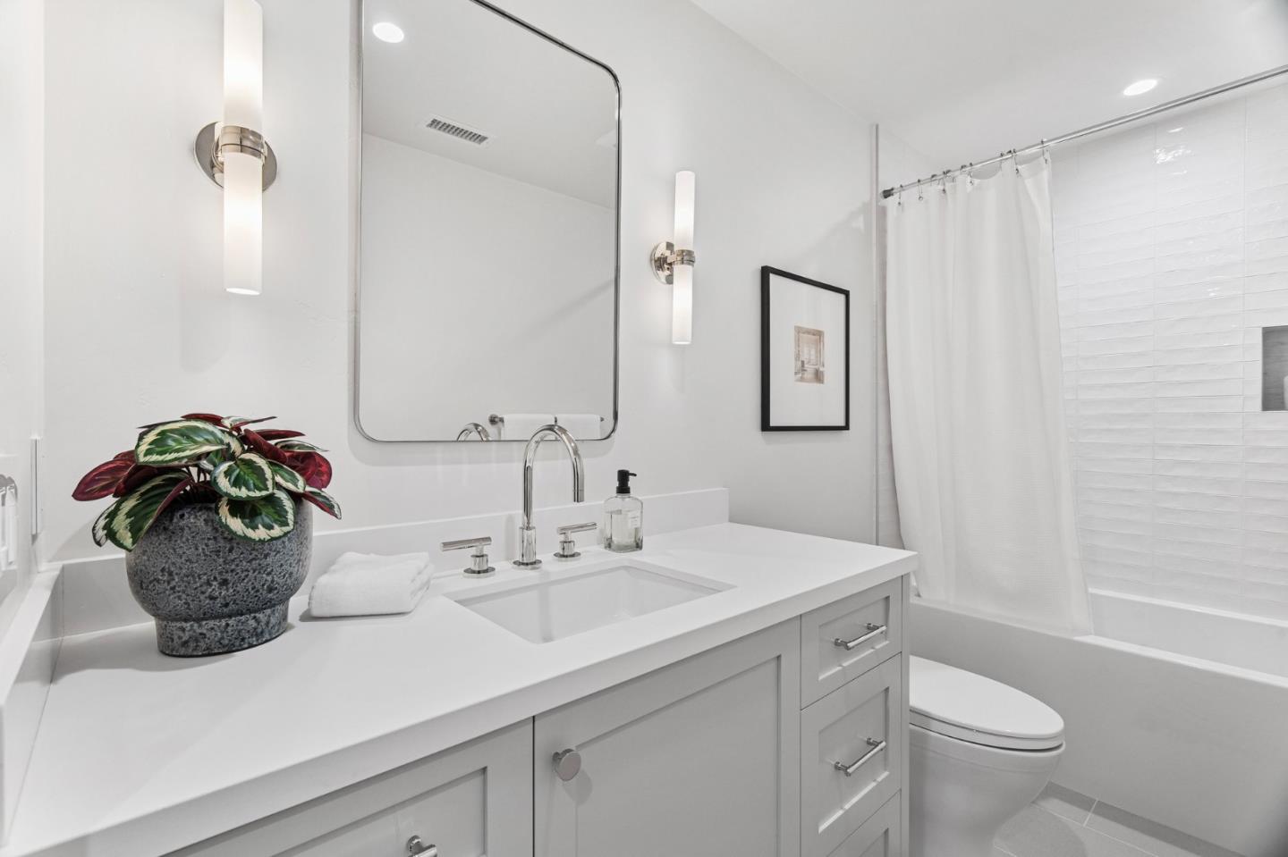 Detail Gallery Image 24 of 42 For 17119 Crescent Dr, Los Gatos,  CA 95030 - 3 Beds | 3 Baths