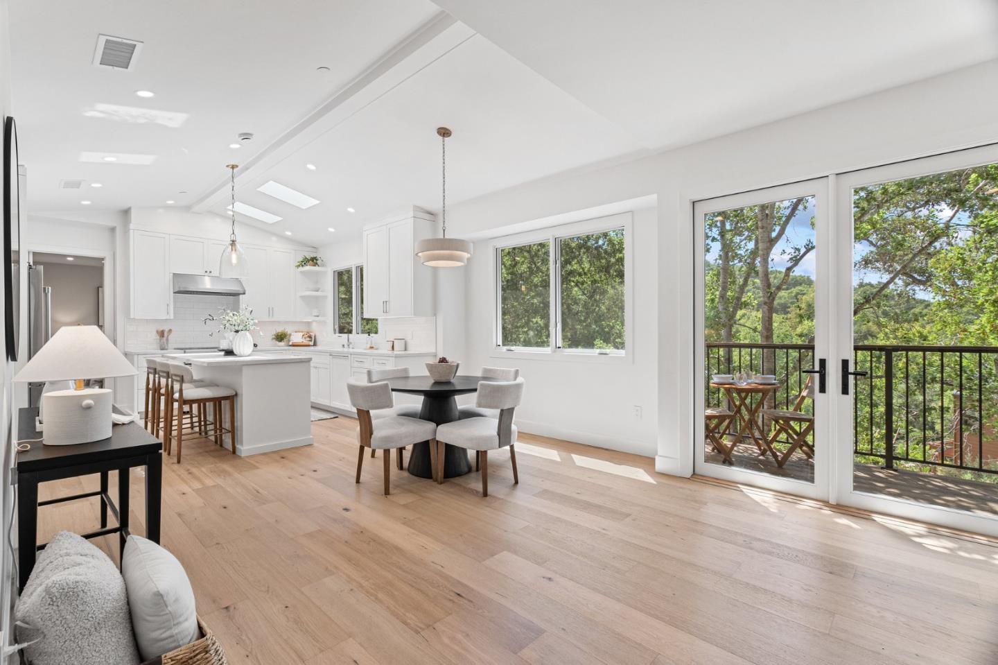 Detail Gallery Image 7 of 42 For 17119 Crescent Dr, Los Gatos,  CA 95030 - 3 Beds | 3 Baths