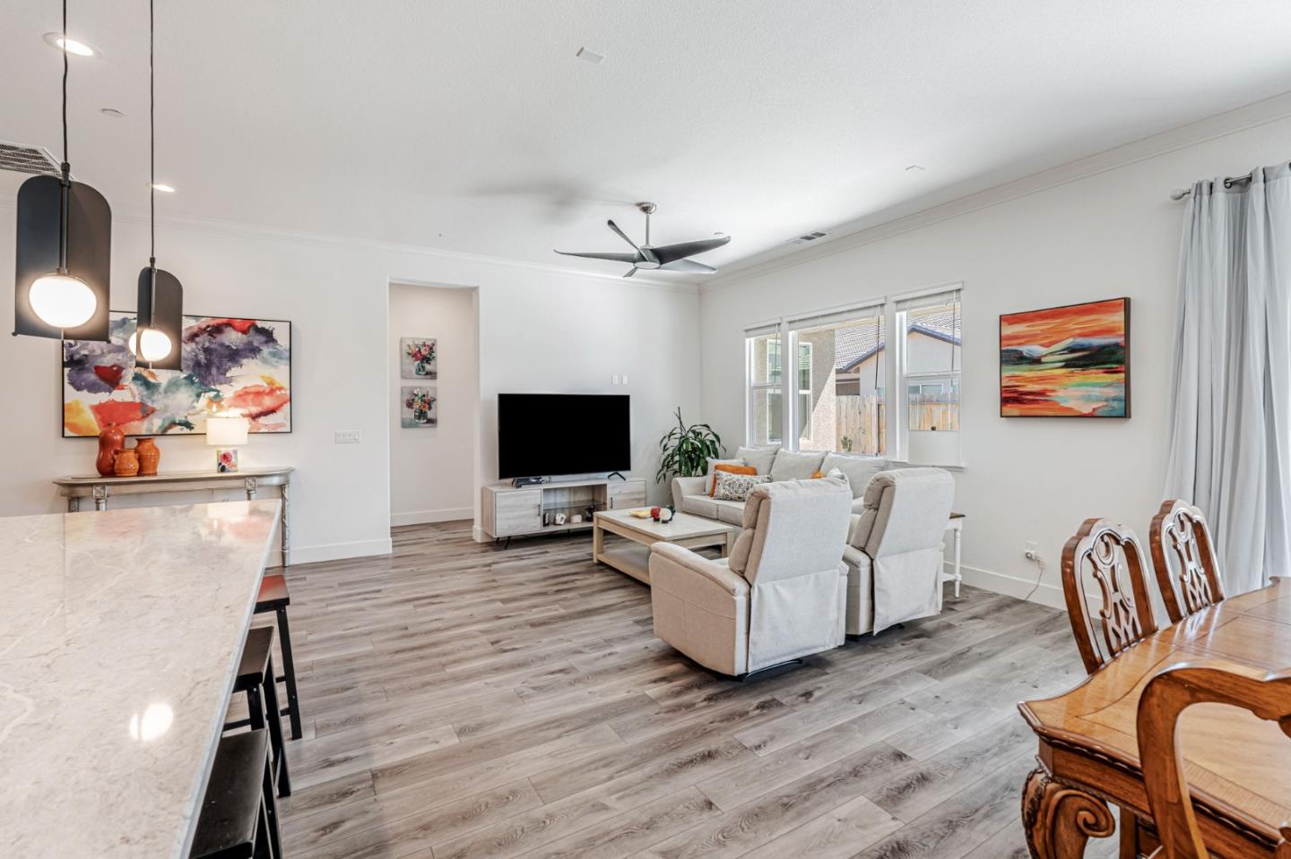 Detail Gallery Image 11 of 44 For 216 Bloomingdale St, Manteca,  CA 95337 - 3 Beds | 2 Baths