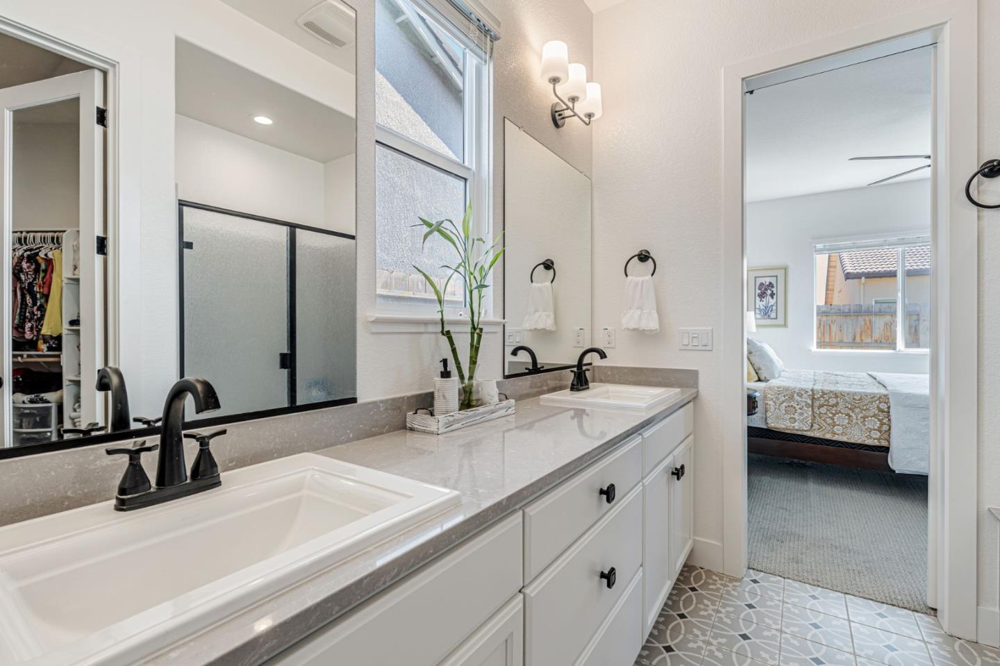 Detail Gallery Image 31 of 44 For 216 Bloomingdale St, Manteca,  CA 95337 - 3 Beds | 2 Baths