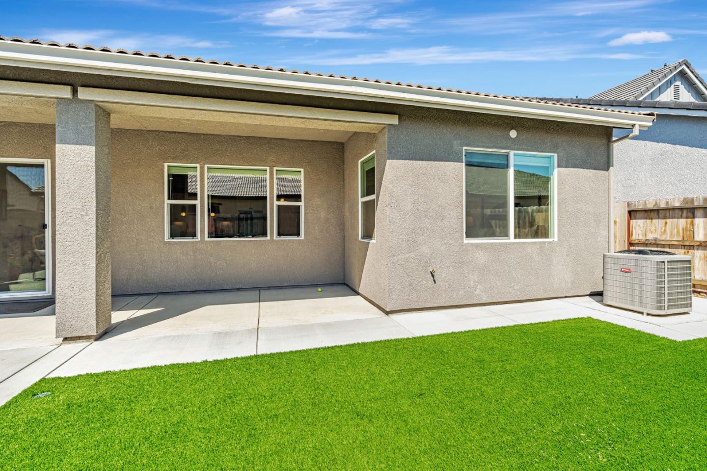 Detail Gallery Image 36 of 44 For 216 Bloomingdale St, Manteca,  CA 95337 - 3 Beds | 2 Baths