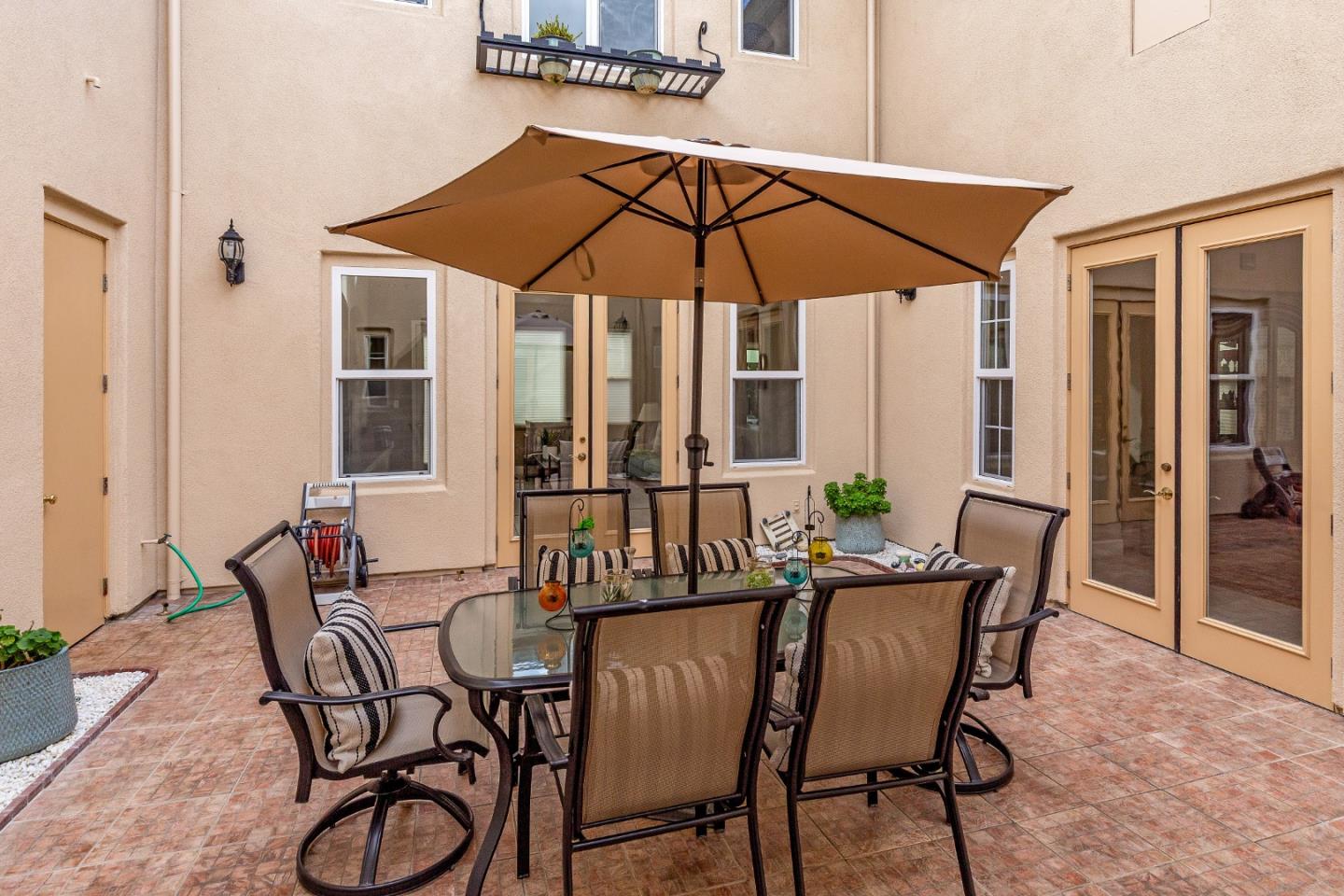 Detail Gallery Image 9 of 52 For 1959 St Andrews, Gilroy,  CA 95020 - 4 Beds | 3 Baths