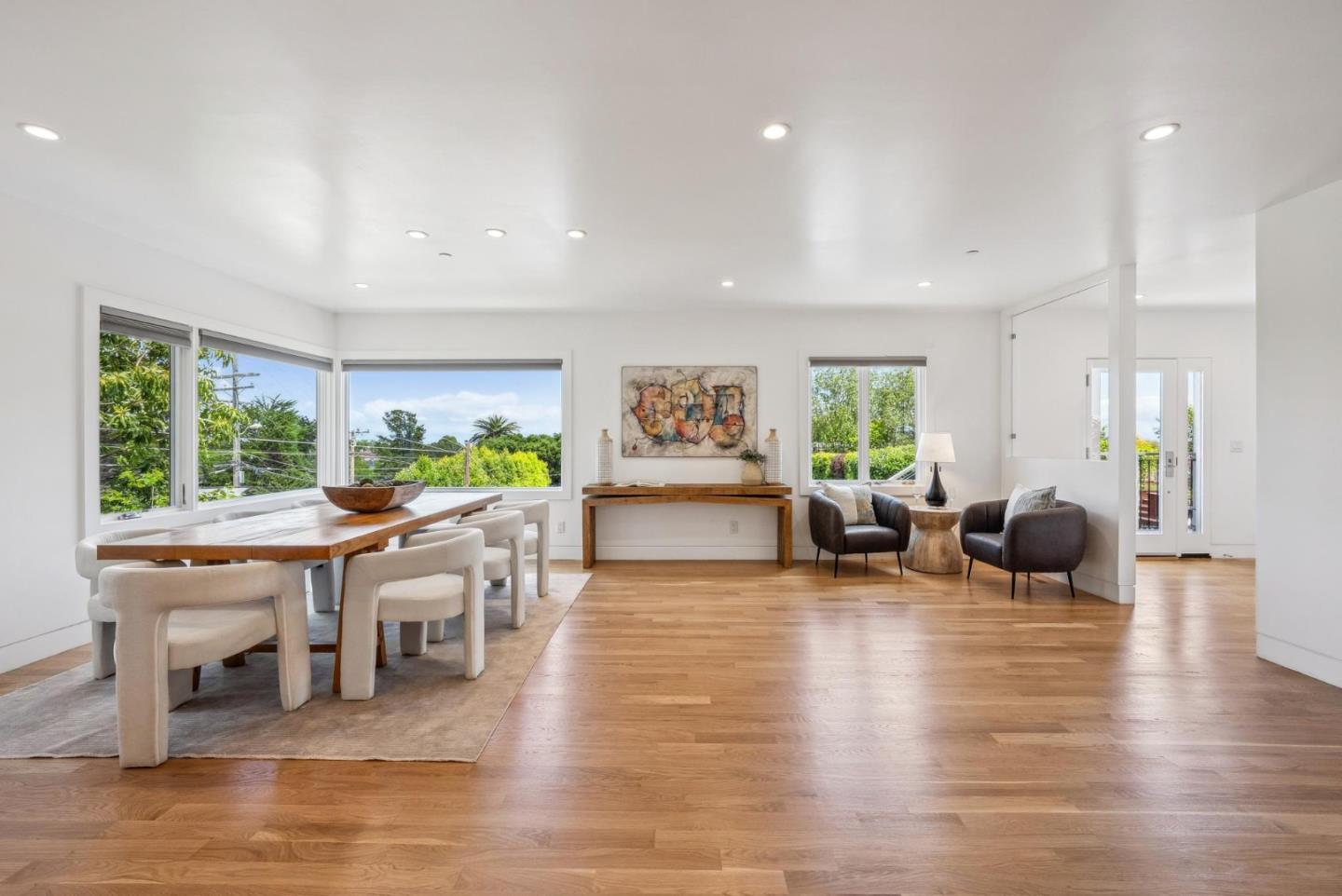 Detail Gallery Image 17 of 78 For 1 Millbrae Cir, Millbrae,  CA 94030 - 6 Beds | 4 Baths