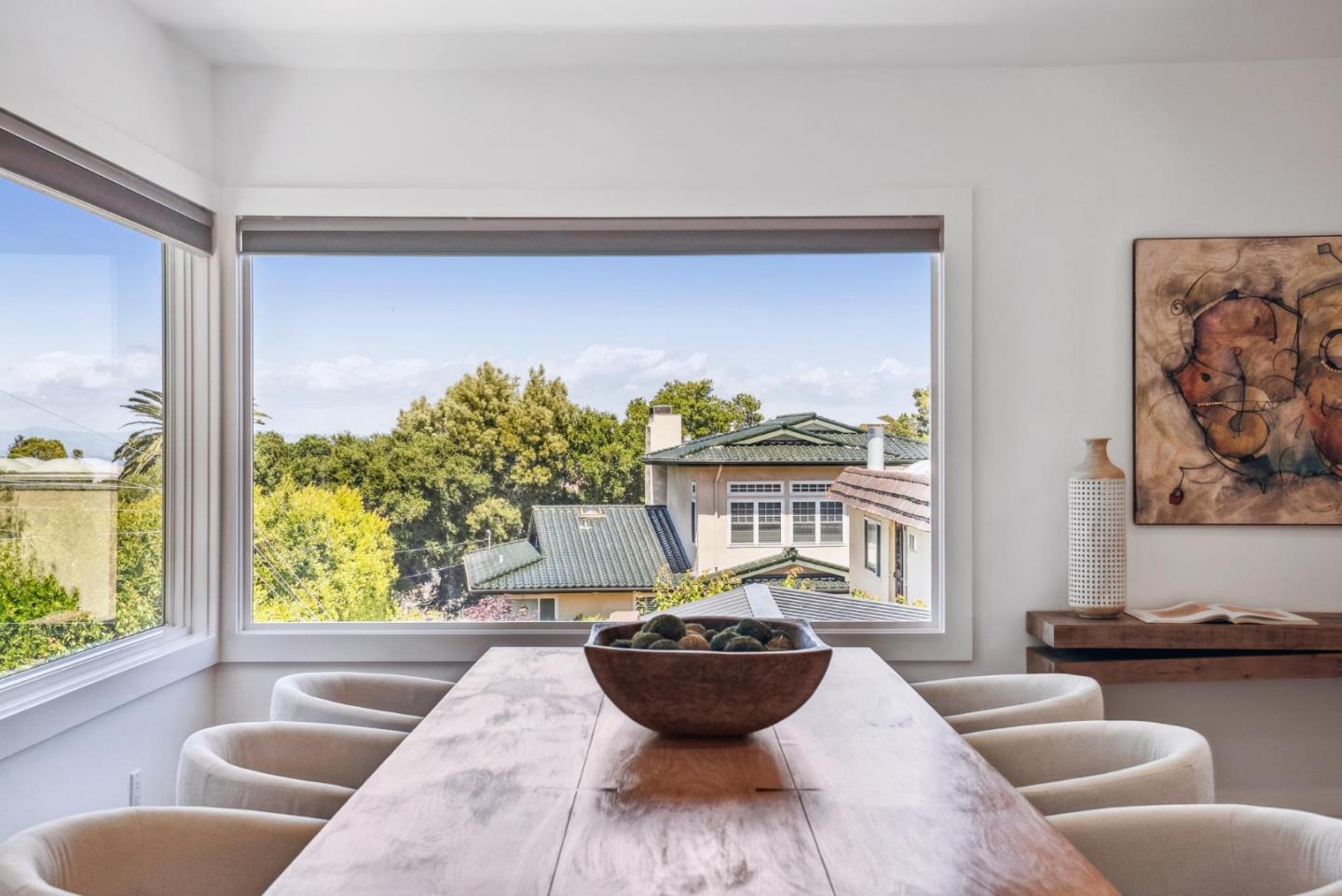 Detail Gallery Image 19 of 78 For 1 Millbrae Cir, Millbrae,  CA 94030 - 6 Beds | 4 Baths