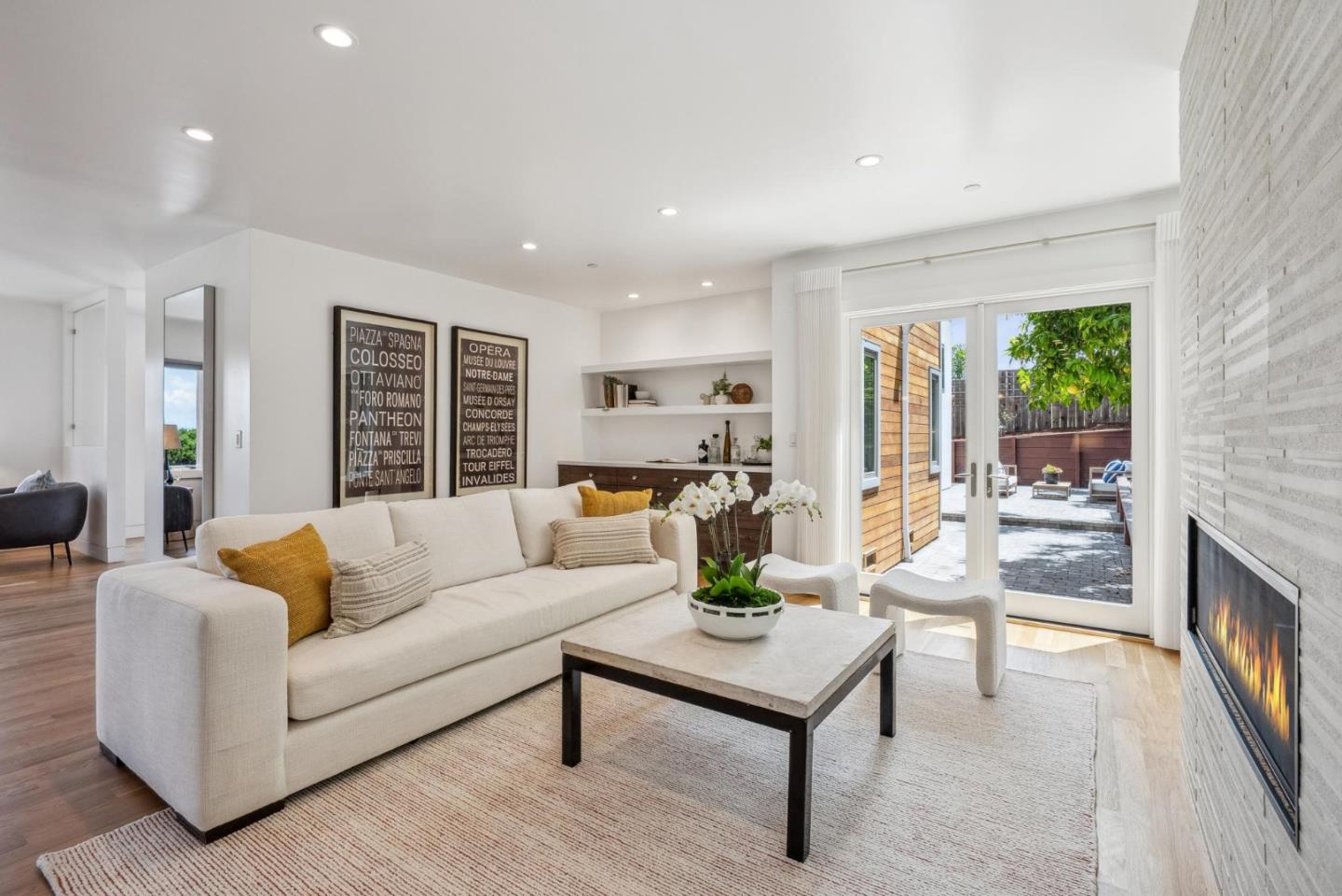Detail Gallery Image 28 of 78 For 1 Millbrae Cir, Millbrae,  CA 94030 - 6 Beds | 4 Baths