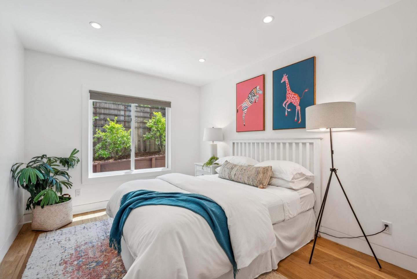 Detail Gallery Image 39 of 78 For 1 Millbrae Cir, Millbrae,  CA 94030 - 6 Beds | 4 Baths