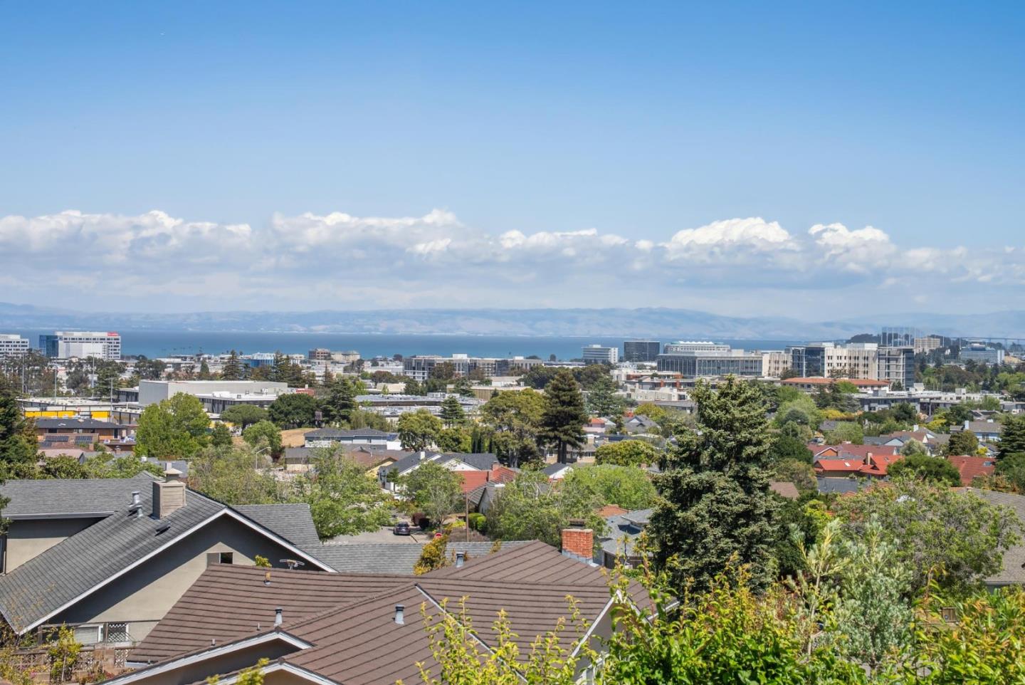Detail Gallery Image 50 of 78 For 1 Millbrae Cir, Millbrae,  CA 94030 - 6 Beds | 4 Baths
