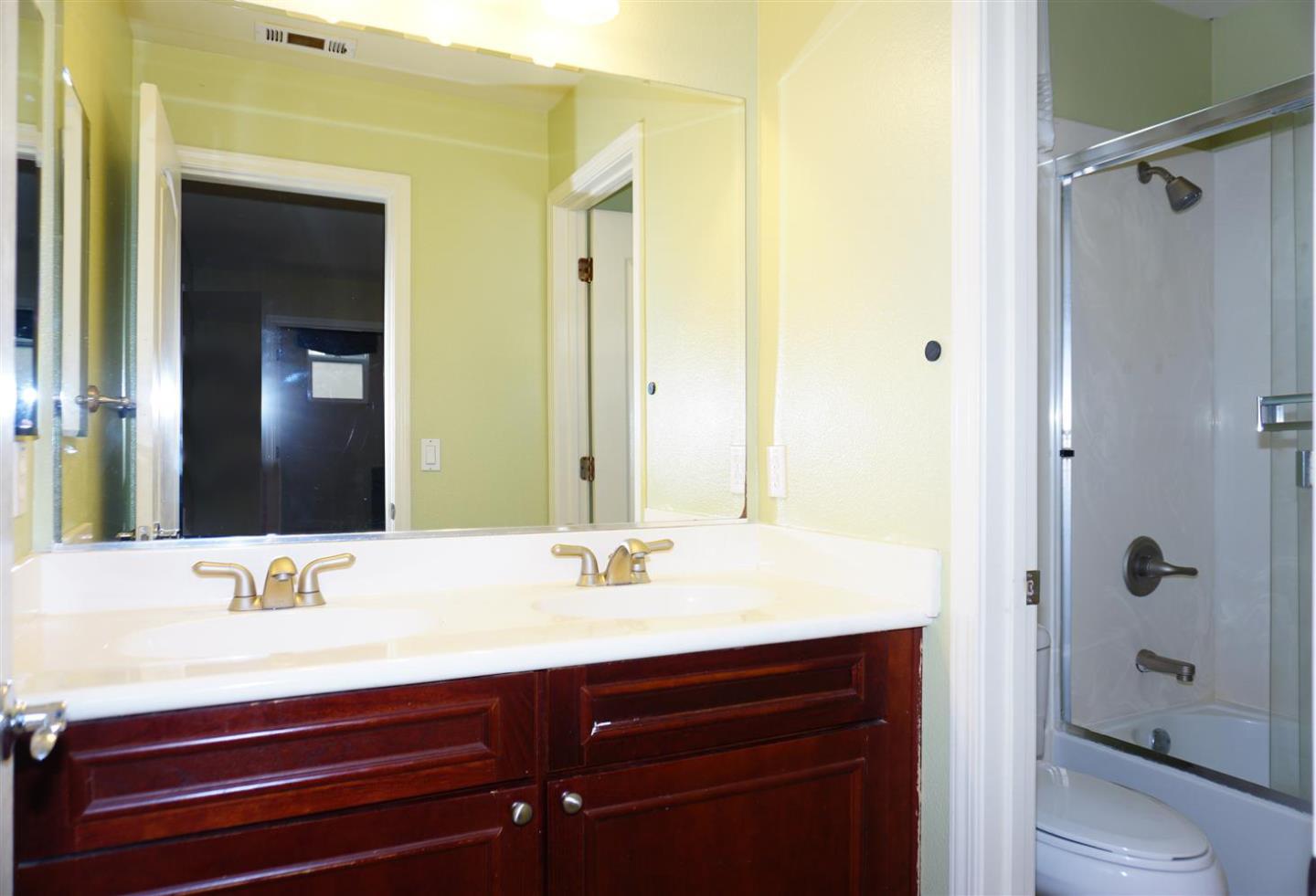 Detail Gallery Image 23 of 39 For 1710 Salamoni Ct, San Jose,  CA 95133 - 4 Beds | 2/1 Baths