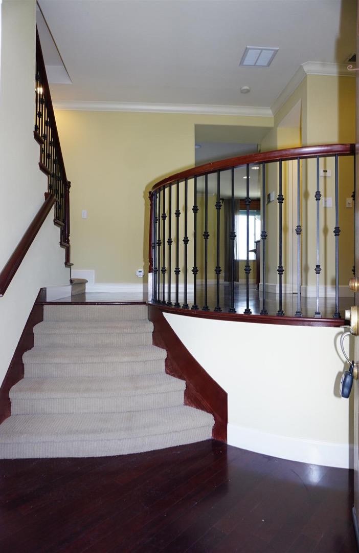 Detail Gallery Image 6 of 39 For 1710 Salamoni Ct, San Jose,  CA 95133 - 4 Beds | 2/1 Baths