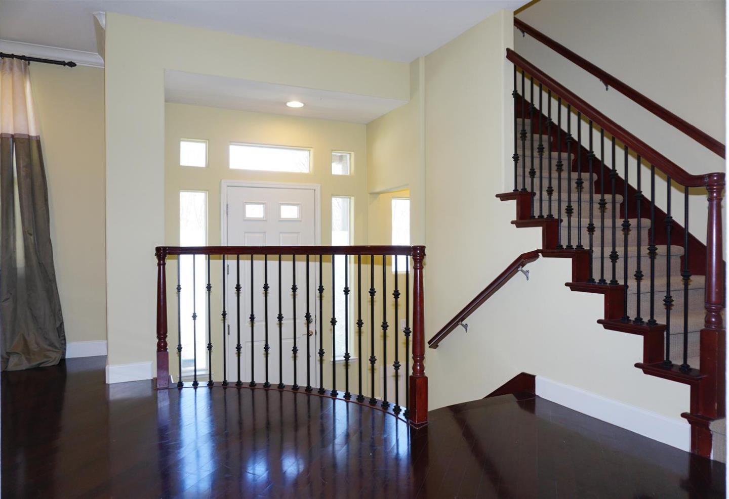 Detail Gallery Image 9 of 39 For 1710 Salamoni Ct, San Jose,  CA 95133 - 4 Beds | 2/1 Baths
