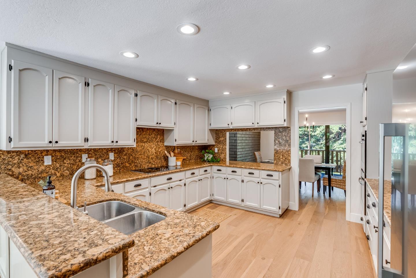 Detail Gallery Image 10 of 50 For 140 Echo Ridge Ln, Soquel,  CA 95073 - 4 Beds | 3 Baths
