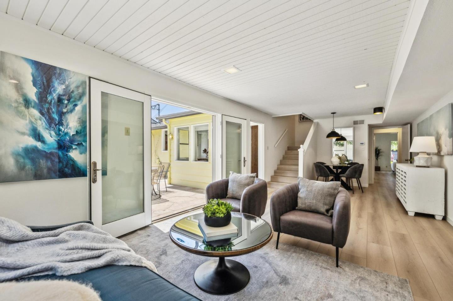 Detail Gallery Image 10 of 41 For 732 Montrose Ave, Palo Alto,  CA 94303 - 5 Beds | 2 Baths