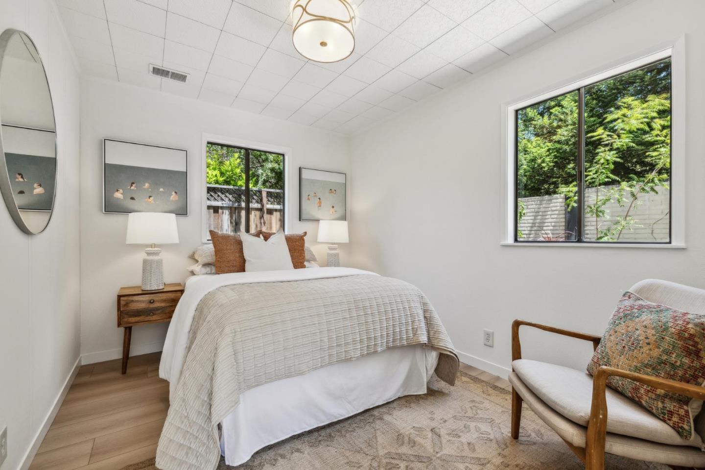 Detail Gallery Image 18 of 41 For 732 Montrose Ave, Palo Alto,  CA 94303 - 5 Beds | 2 Baths