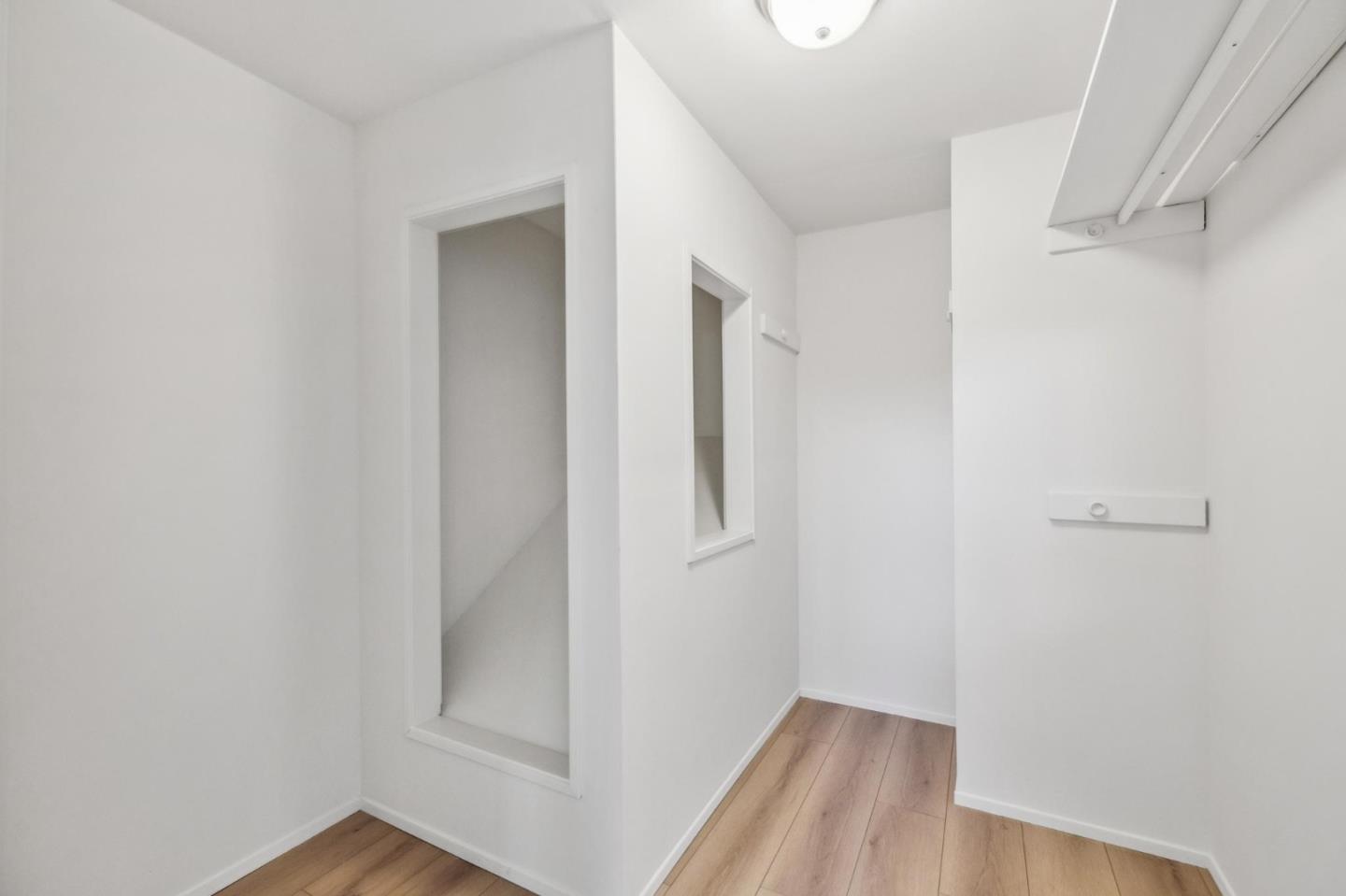 Detail Gallery Image 26 of 41 For 732 Montrose Ave, Palo Alto,  CA 94303 - 5 Beds | 2 Baths