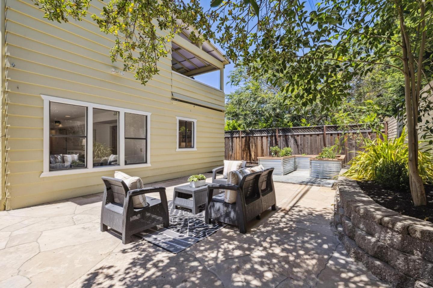 Detail Gallery Image 35 of 41 For 732 Montrose Ave, Palo Alto,  CA 94303 - 5 Beds | 2 Baths
