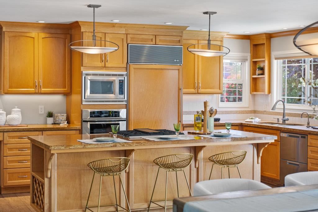 Detail Gallery Image 13 of 34 For 290 Saint Andrews Dr, Aptos,  CA 95003 - 4 Beds | 3 Baths