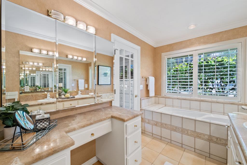 Detail Gallery Image 22 of 34 For 290 Saint Andrews Dr, Aptos,  CA 95003 - 4 Beds | 3 Baths