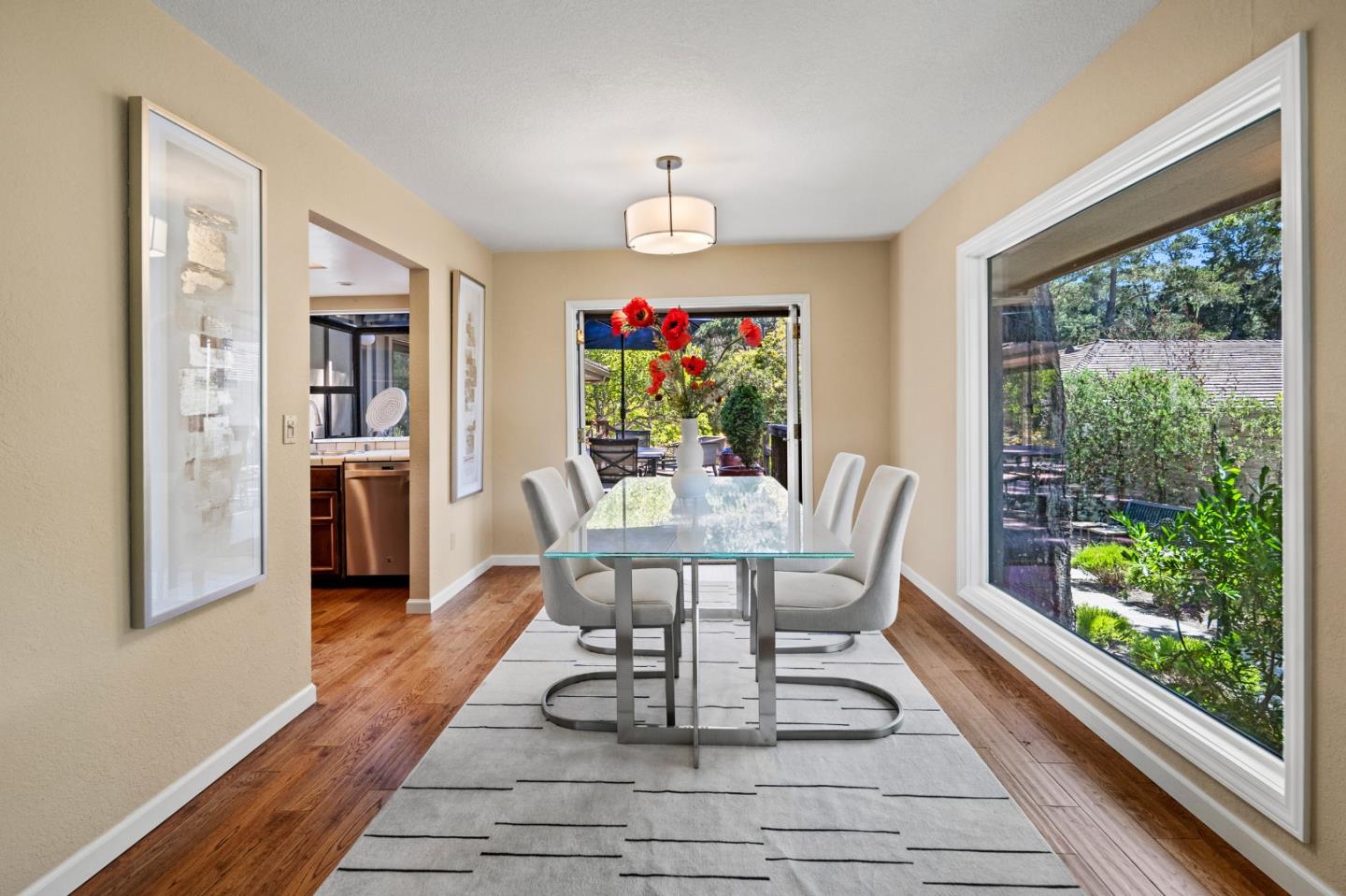 Detail Gallery Image 13 of 34 For 111 Littlefield Rd, Monterey,  CA 93940 - 3 Beds | 2 Baths