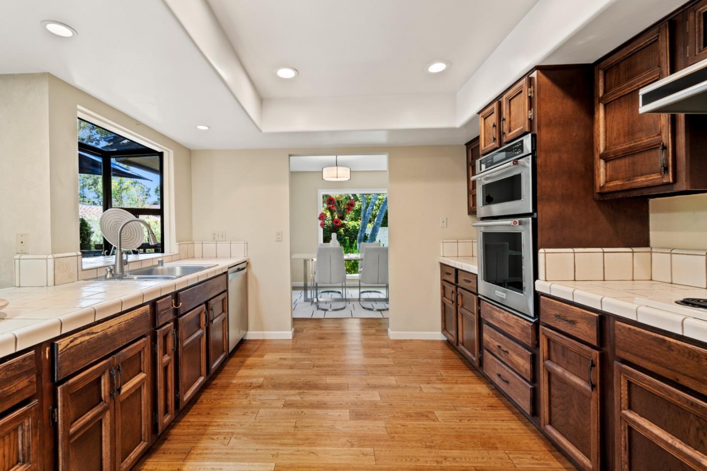 Detail Gallery Image 16 of 34 For 111 Littlefield Rd, Monterey,  CA 93940 - 3 Beds | 2 Baths